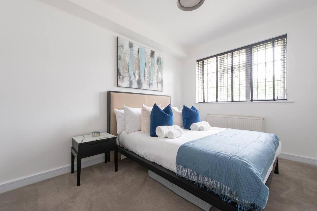 2 Bedroom Modern Urban Sanctuary 1Cc - Cherrydeal Londra Exterior foto