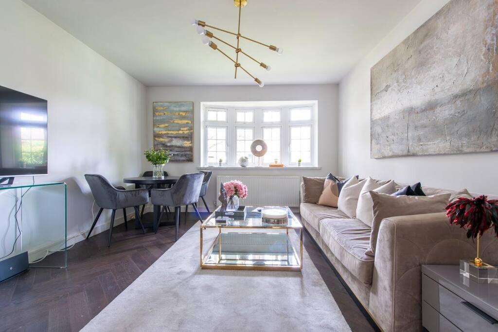 2 Bedroom Modern Urban Sanctuary 1Cc - Cherrydeal Londra Exterior foto
