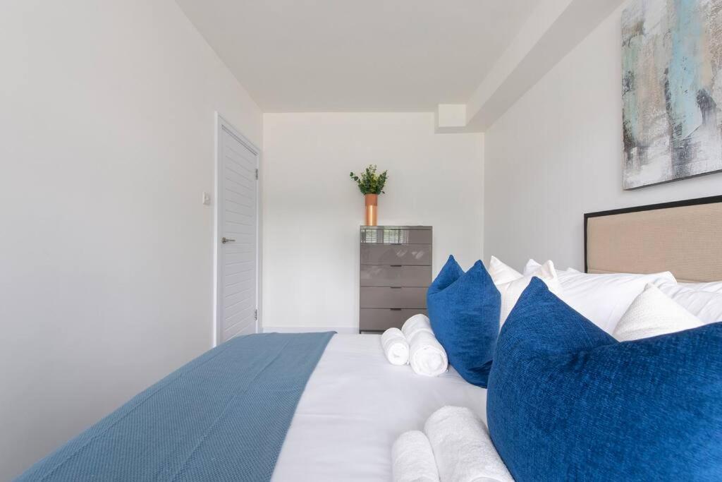 2 Bedroom Modern Urban Sanctuary 1Cc - Cherrydeal Londra Exterior foto