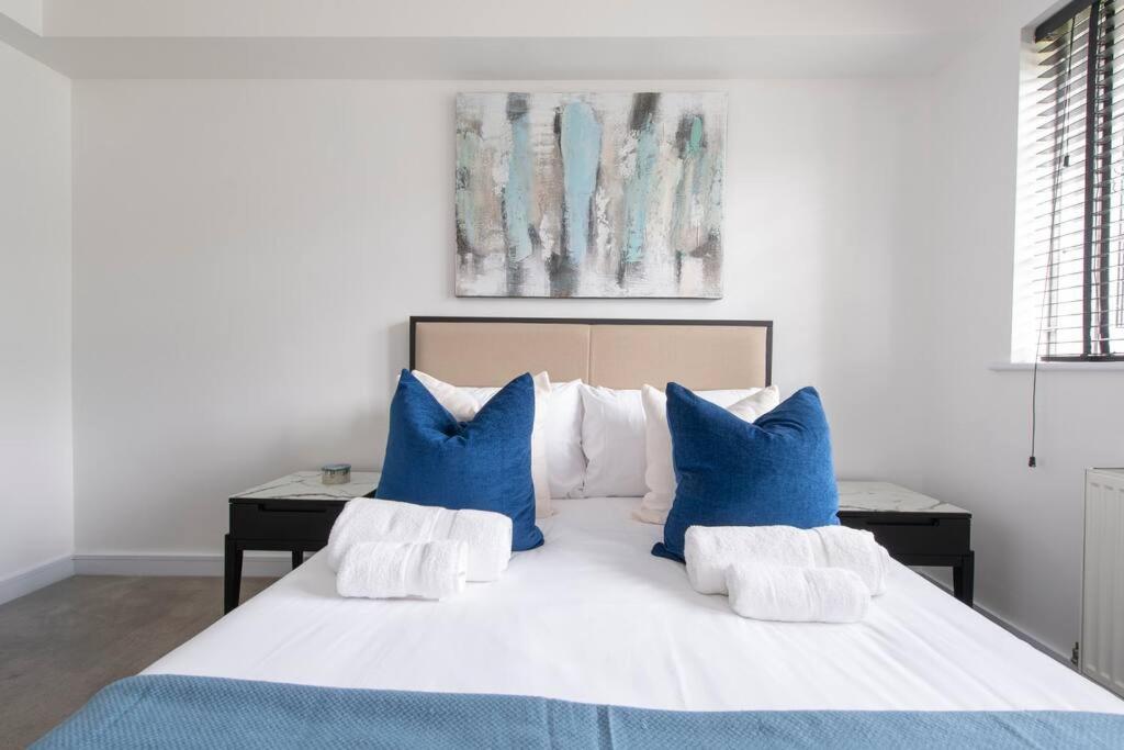 2 Bedroom Modern Urban Sanctuary 1Cc - Cherrydeal Londra Exterior foto